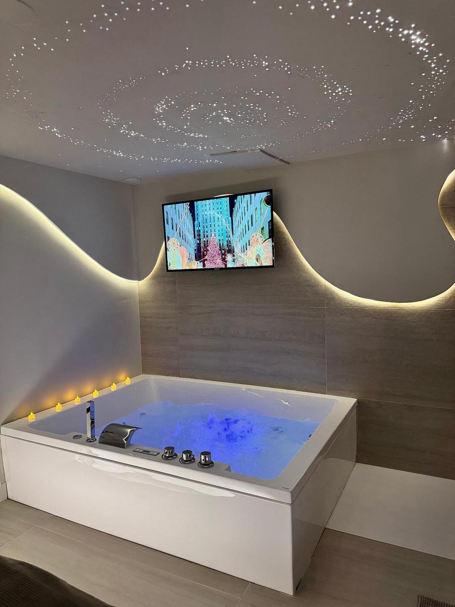 Spa Privatif - Love Room Luxe - Proche Disney Marles-en-Brie エクステリア 写真
